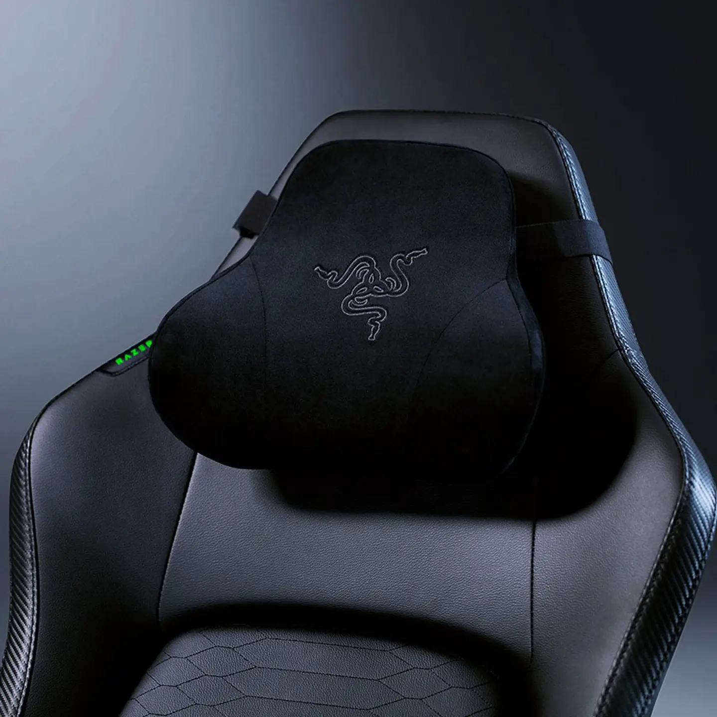 Silla Gamer Razer Iskur V2 Black, soporte Lumbar, Brazos 4D 6