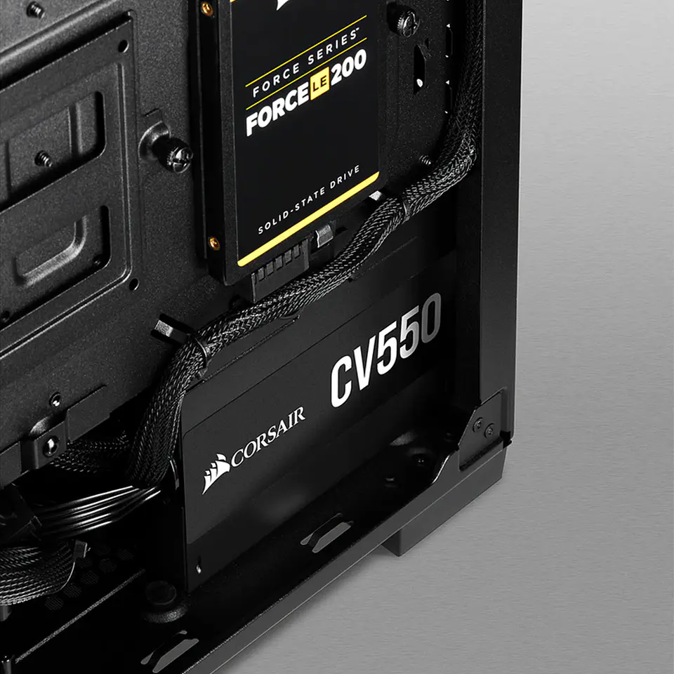 Fuente de Poder Corsair CV550 - 550W (Certificado 80+ Bronce, ATX) 5