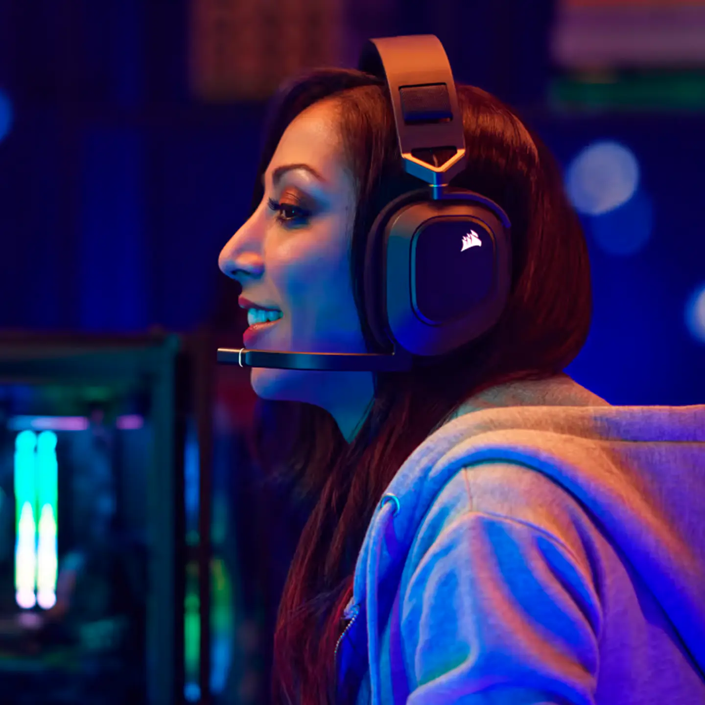 Audífonos Wireless Premium Gamer Corsair HS80 RGB, Carbón 7
