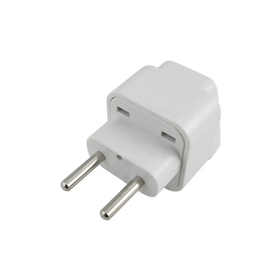Adaptador Enchufe Universal Europeo / Americano (250V, 10/16A) 3