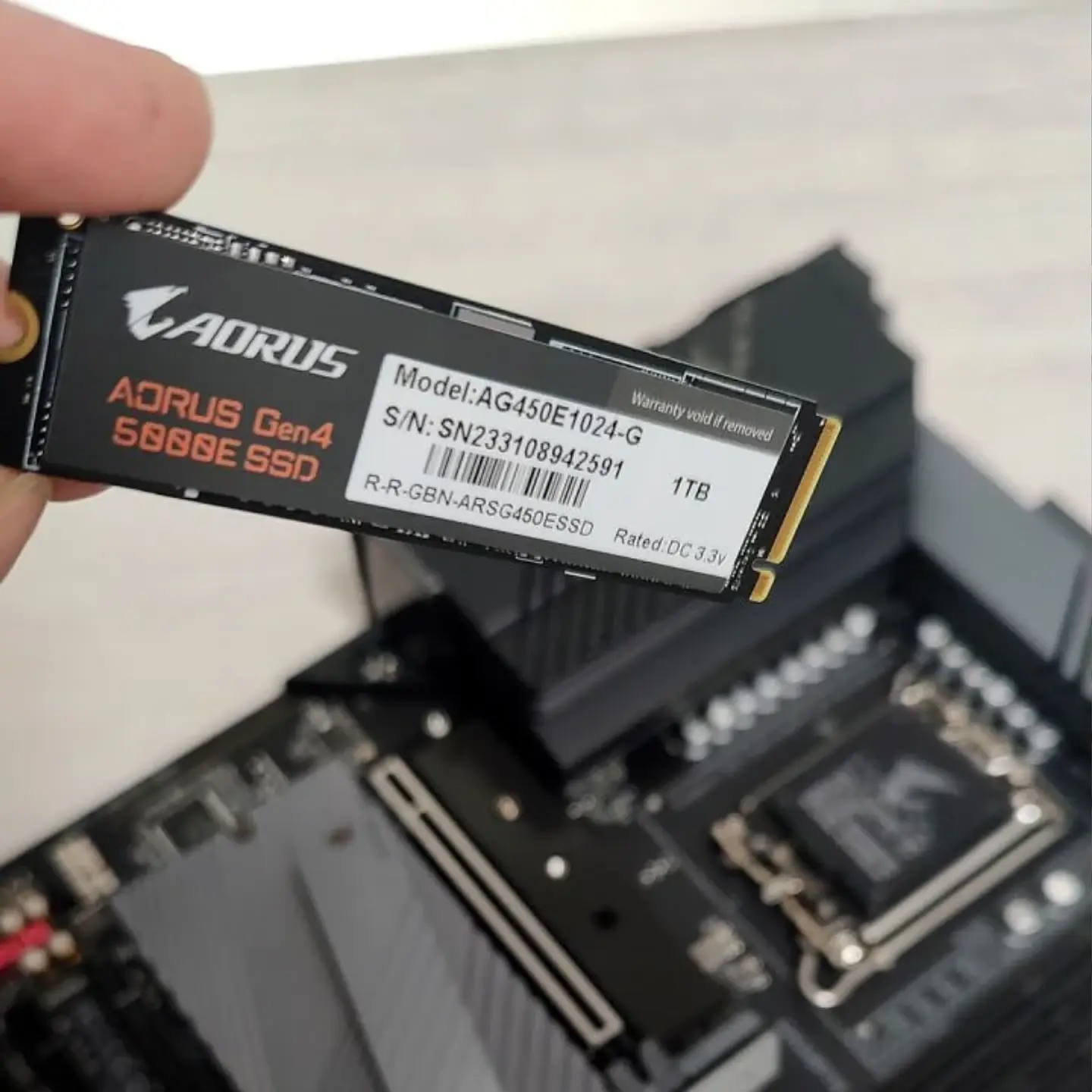 Disco Sólido SSD Gigabyte AORUS Gen4 5000E SSD 1 TB, 5000-3800 MB/s 4