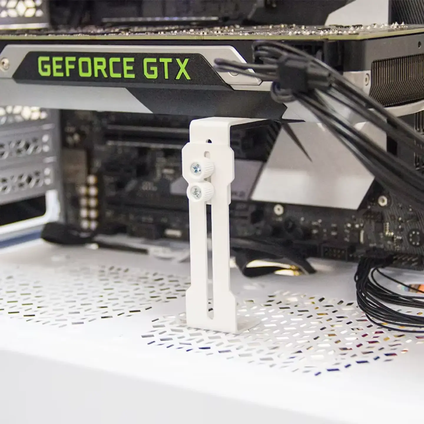 Soporte universal para Tarjeta Gráfica GPU Ajustable, Blanco 3