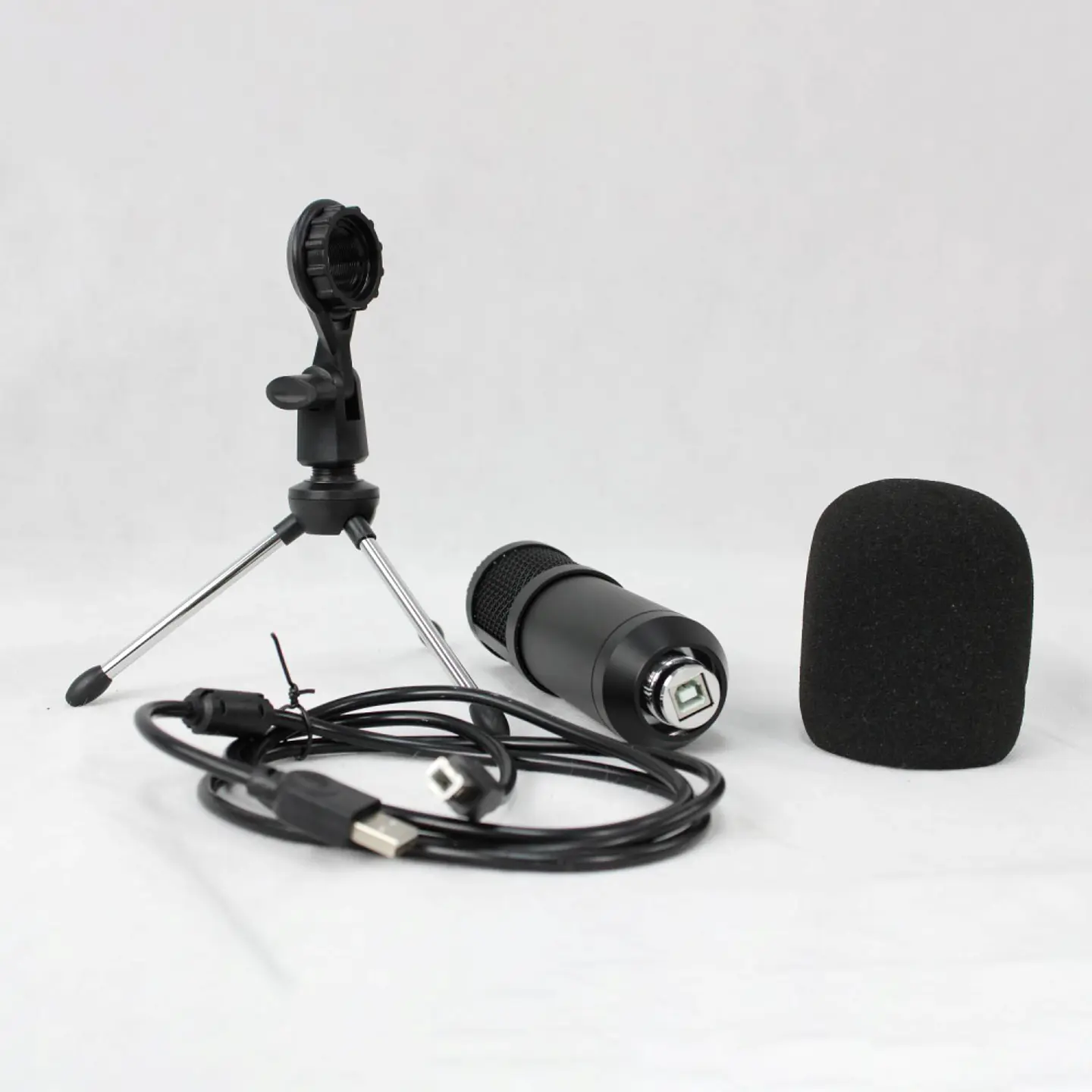 Kit Micrófono Condensador USB especial streaming para podcast y gaming 8