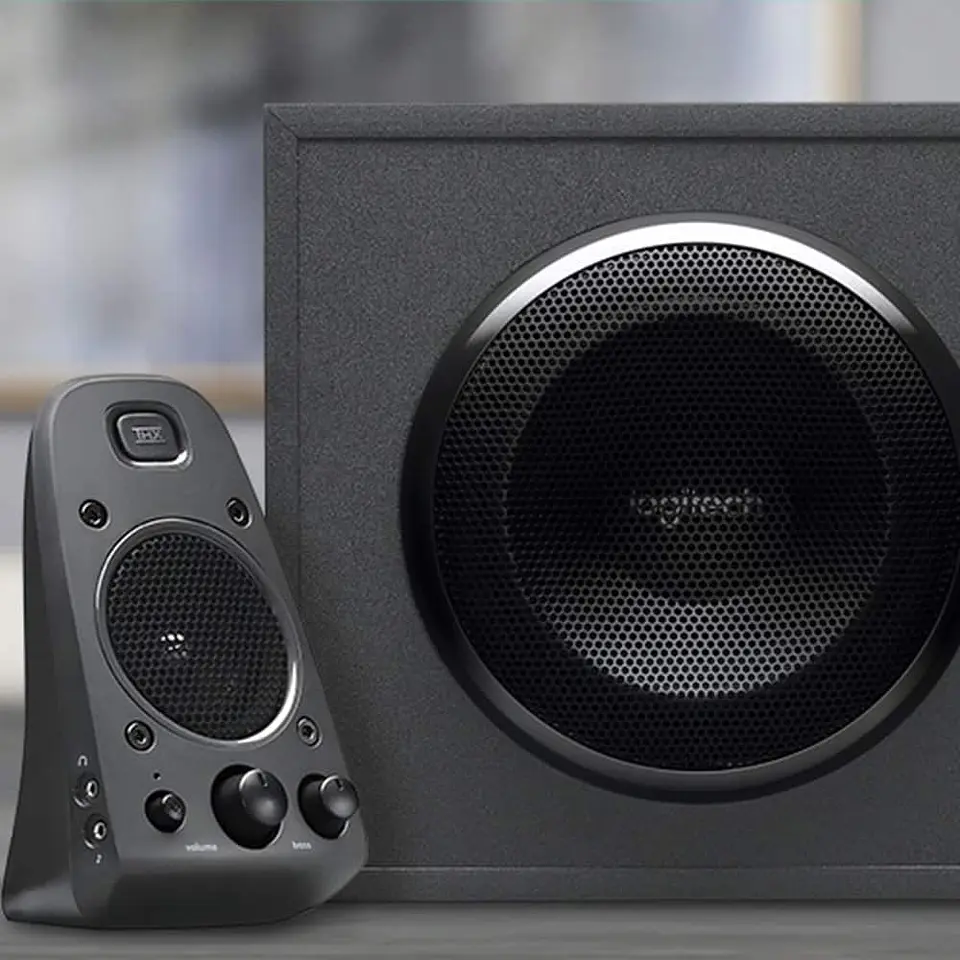 Subwoofer Logitech Z625 - entrada Óptica, 3.5mm o RCA, Powerful, Sonido 2.1, 400 5