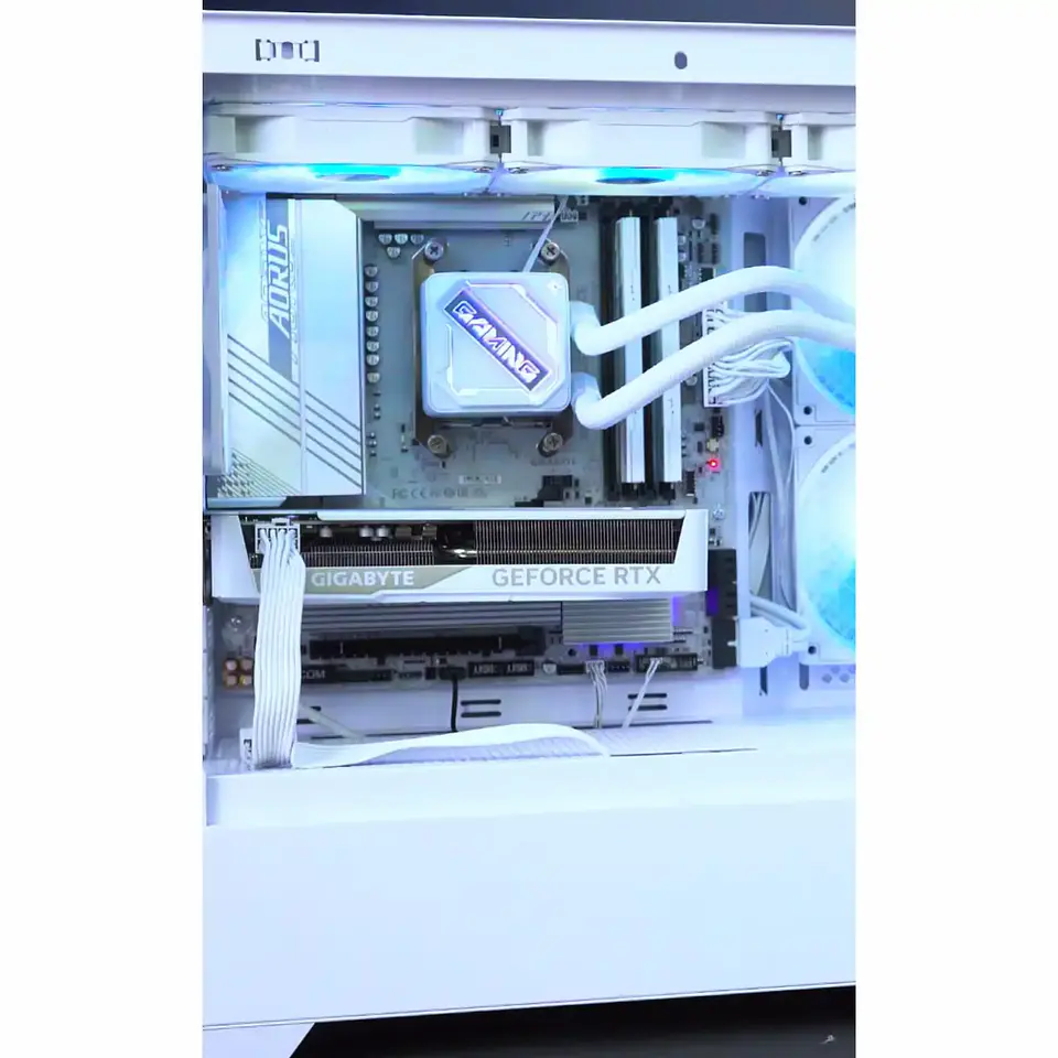Pc Sumer Ice: Ryzen 9600, 16/32gb RAM, 5060TI 16GB 2