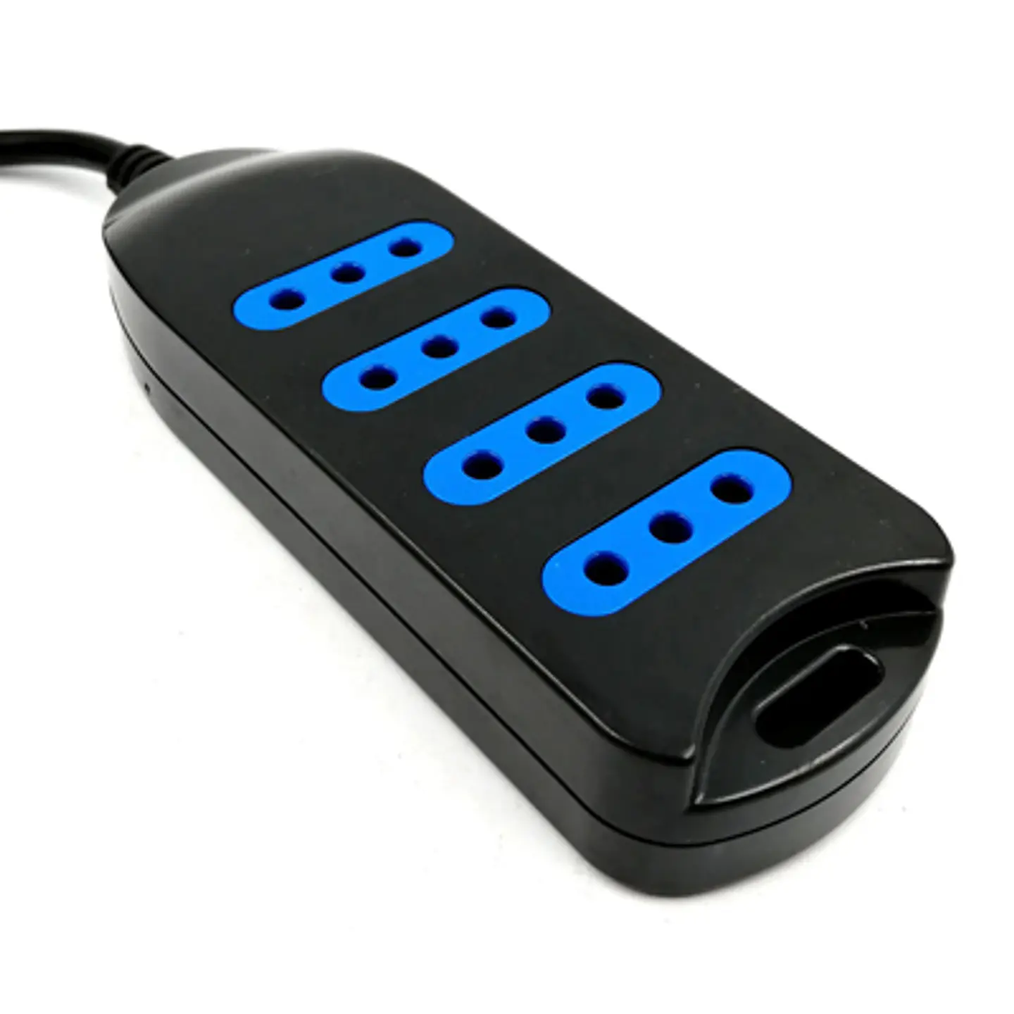 ALARGADOR 3M DBLUE, 3 ENTRADAS, 2500W, SEGURO Y RESISTENTE 2