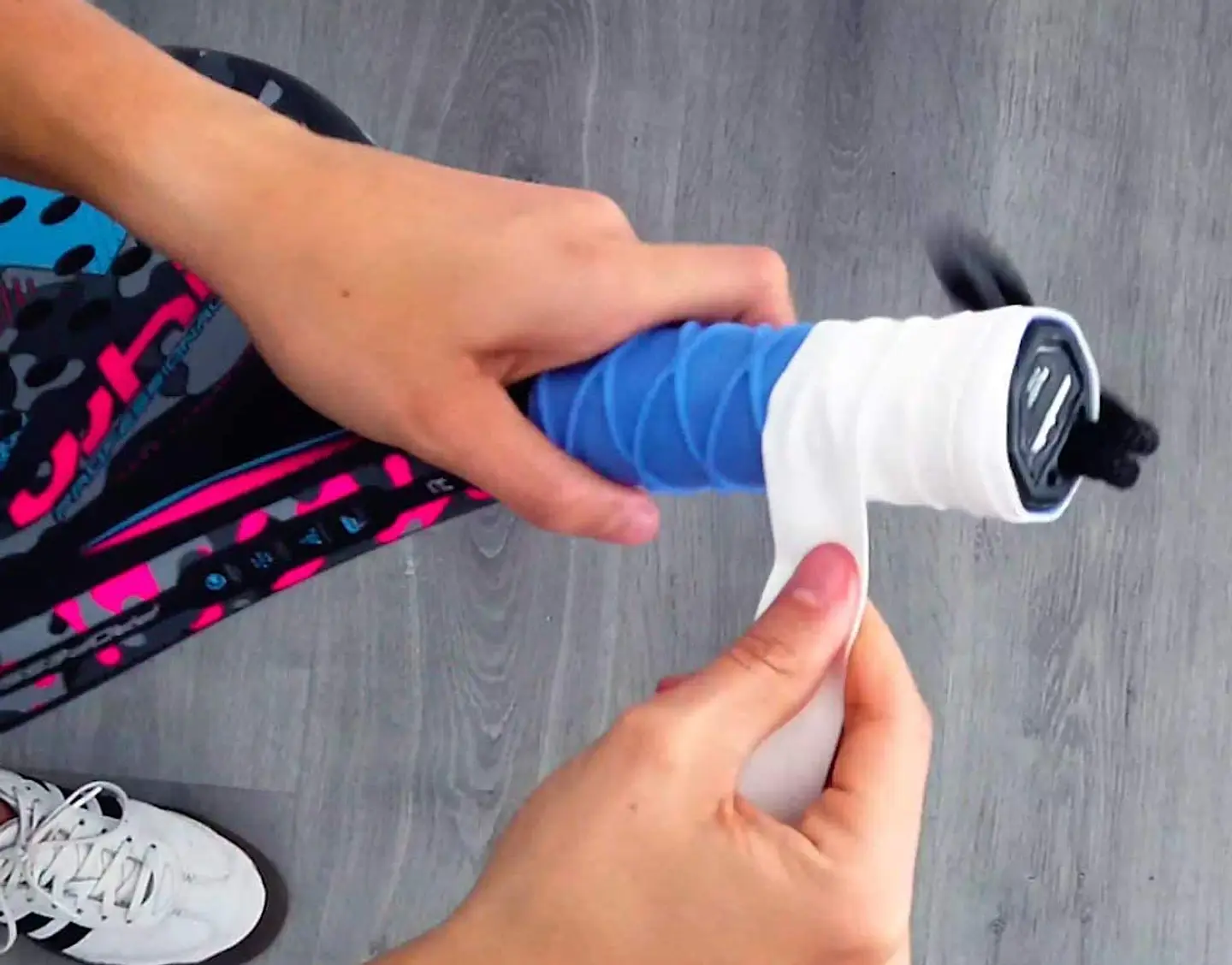 X-GRIP PADEL CELESTE 2