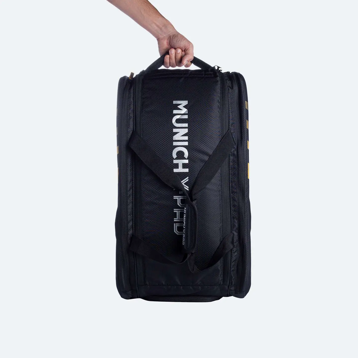 BOLSO MUNICH RACKET BAG NEGRO-DORADO 3