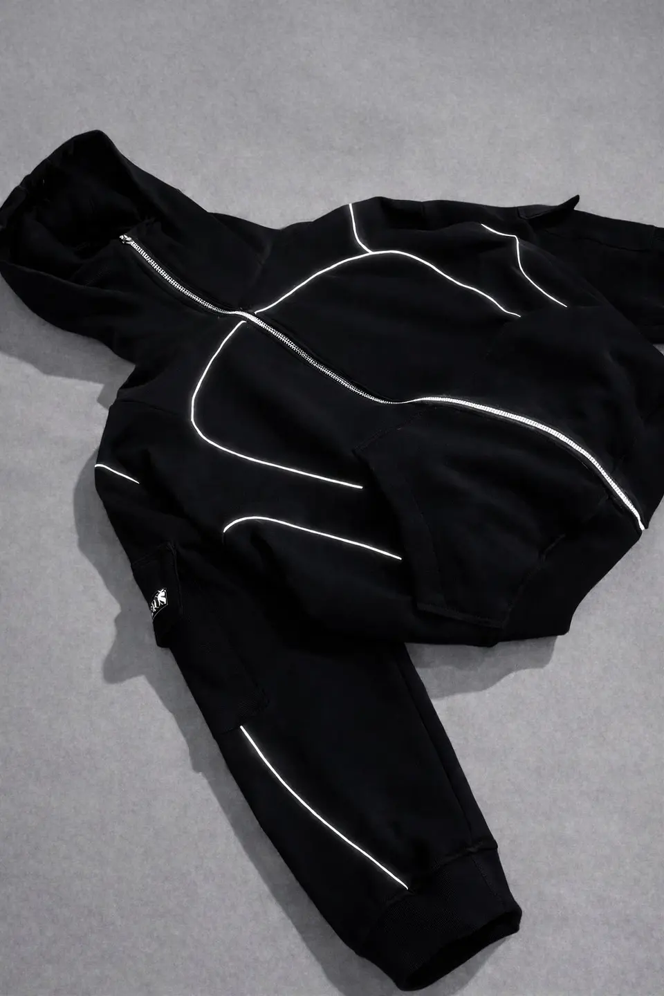HOODIE BLACK SKMOS 1