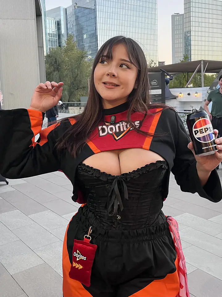 DORITO VIBES HOODIE 2