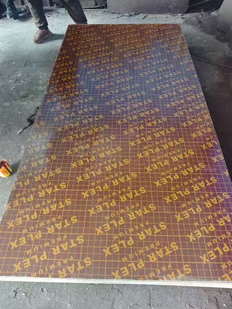 Tablero Terciado Fenólico Finger Joint – 8 a 10 usos (WBP)