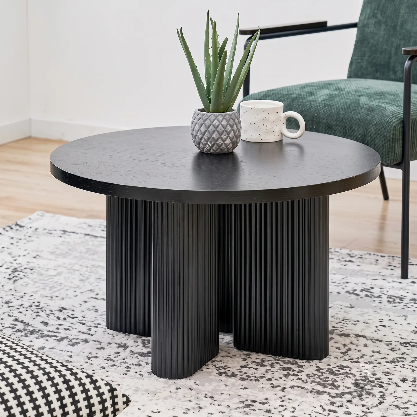 Mesa de Centro Redonda Modelo 85102C-DIA70 | 70 cm de Elegancia y Fluidez 2