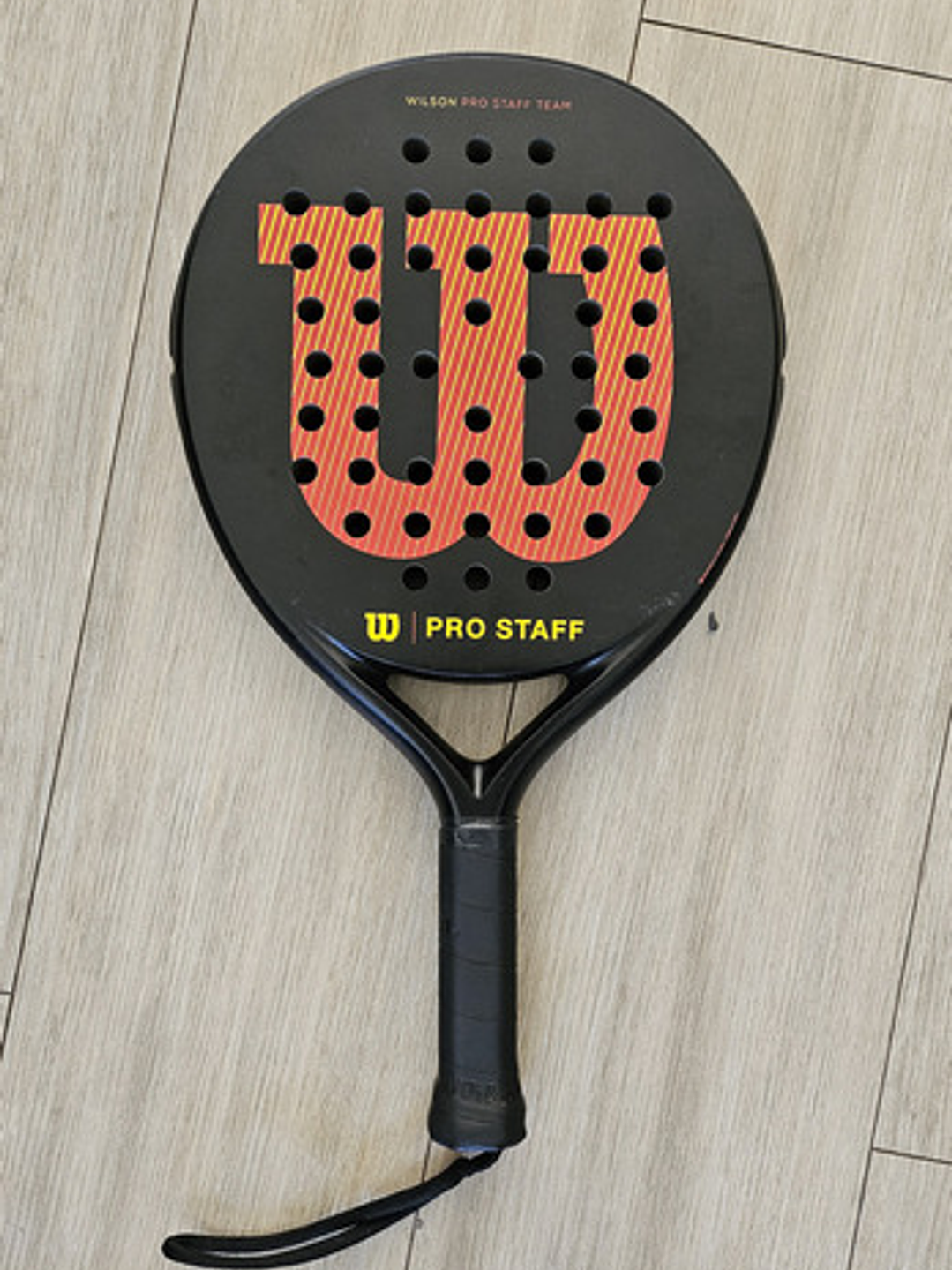 Pala Padel Pro Staff V2 Team Wilson Color Negro Rojo 6