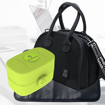 Eve Black Lunch Bag with Lunch Box Snacks and Mat