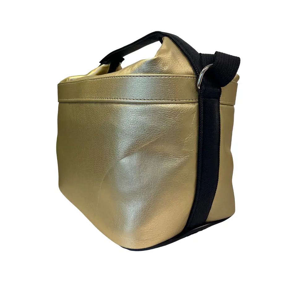 Set Lancheira Cubic Dourada, duas caixas de 500 ml, individual preto e talheres 4