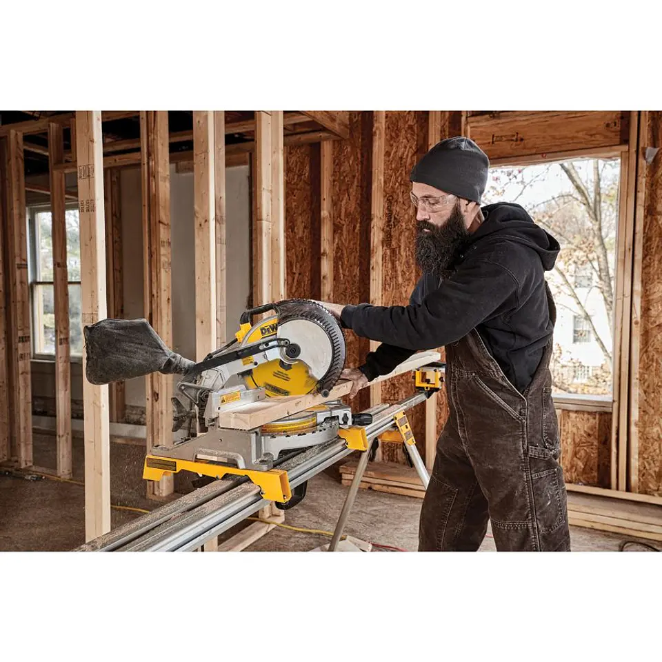 D. Sierra 10'' DeWalt - 60 Dientes - Eje 5/8'' (16 Mm) - Corte Grueso/rápido Madera - Reemplazo DW3106 1