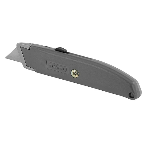 Cuchilla Retractil para Uso General 6-1/8" (156 Mm) Incluye 2 Cuchillas Stanley
