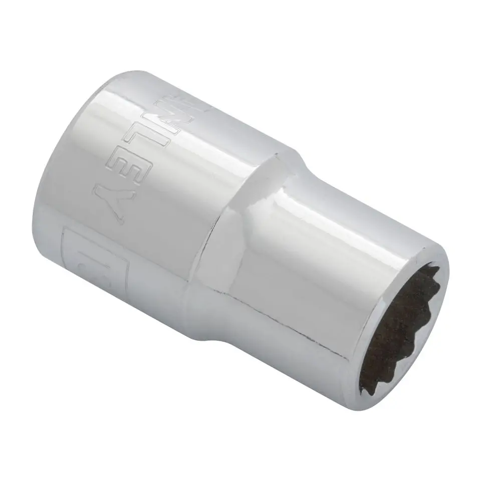 Dado STD-M1/2'-12PT-13MM Stanley 2