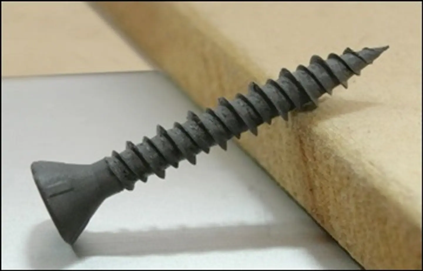 Tornillo Avellanante para Fibrocemento Punta Fina Hi-lo #7(3.9mm) x 1 1/4