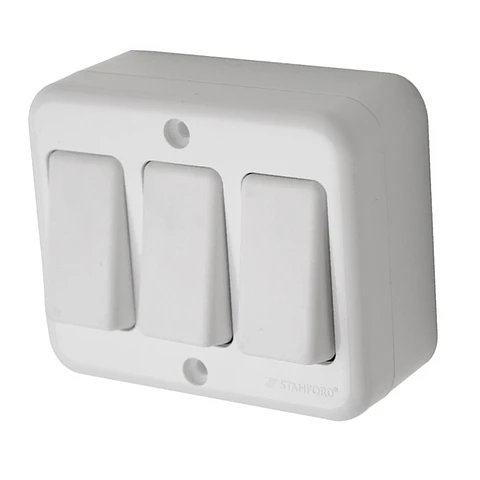 Interruptor Triple (9/32) 10A 250V Stanford