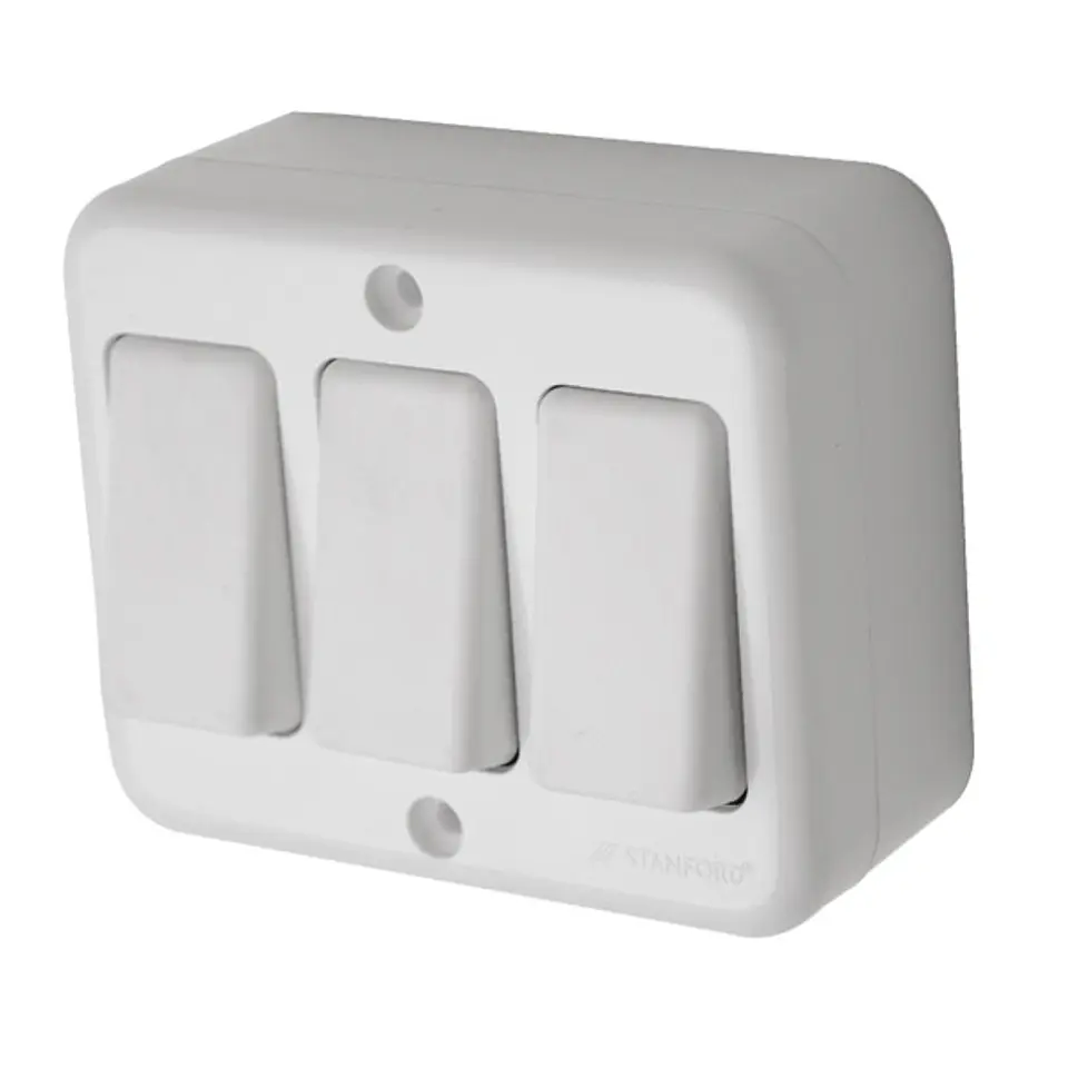 Interruptor Triple (9/32) 10A 250V Stanford 1