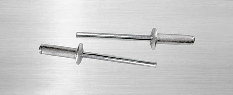 Remache Tipo Pop Aluminio 4.0 x 12.0 Mm Mamut · Caja de 1000 un.