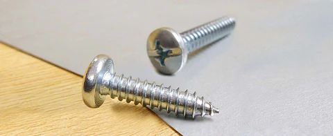 Roscalata Cabeza Pan Ranura Combinada #8 x 3/4" (acabado Negro) Mamut · Caja de 100 un.