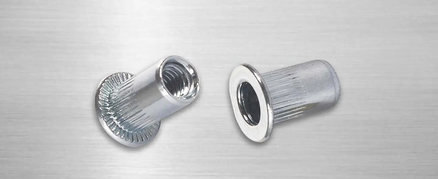 Tuerca Remachable Métrica M6-1.0 x 16.0mm Mamut · Caja de 100 un. 1