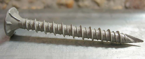 Tornillo Avellanante Fibrocemento / Internit Punta Espada #10 x 1 3/4" Mamut · Caja de 100 un.