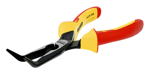 Alicates ERGO™ de boca semirredonda y punta curvada 45º, con mangos bi-materiales aislados (160 mm) Bahco 2427S-160