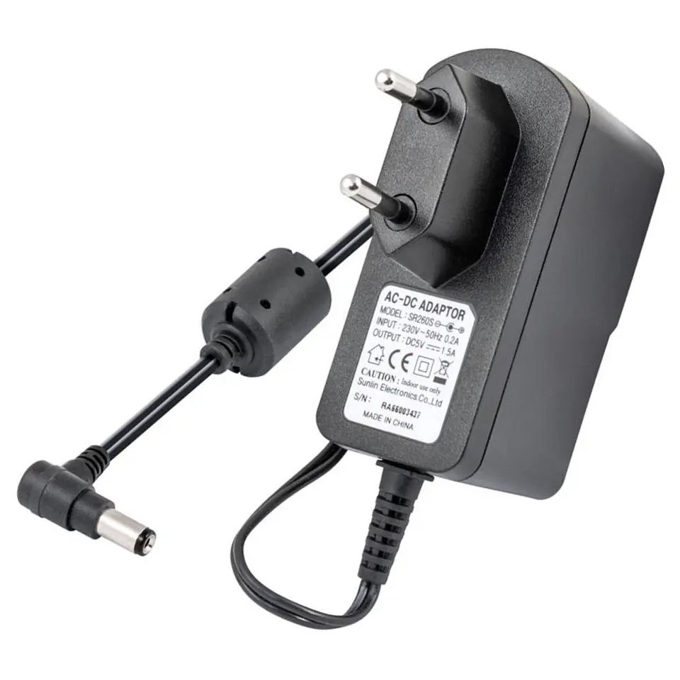 ALIMENTADOR UNIVERSAL 5V 1.5A 7.5W 1
