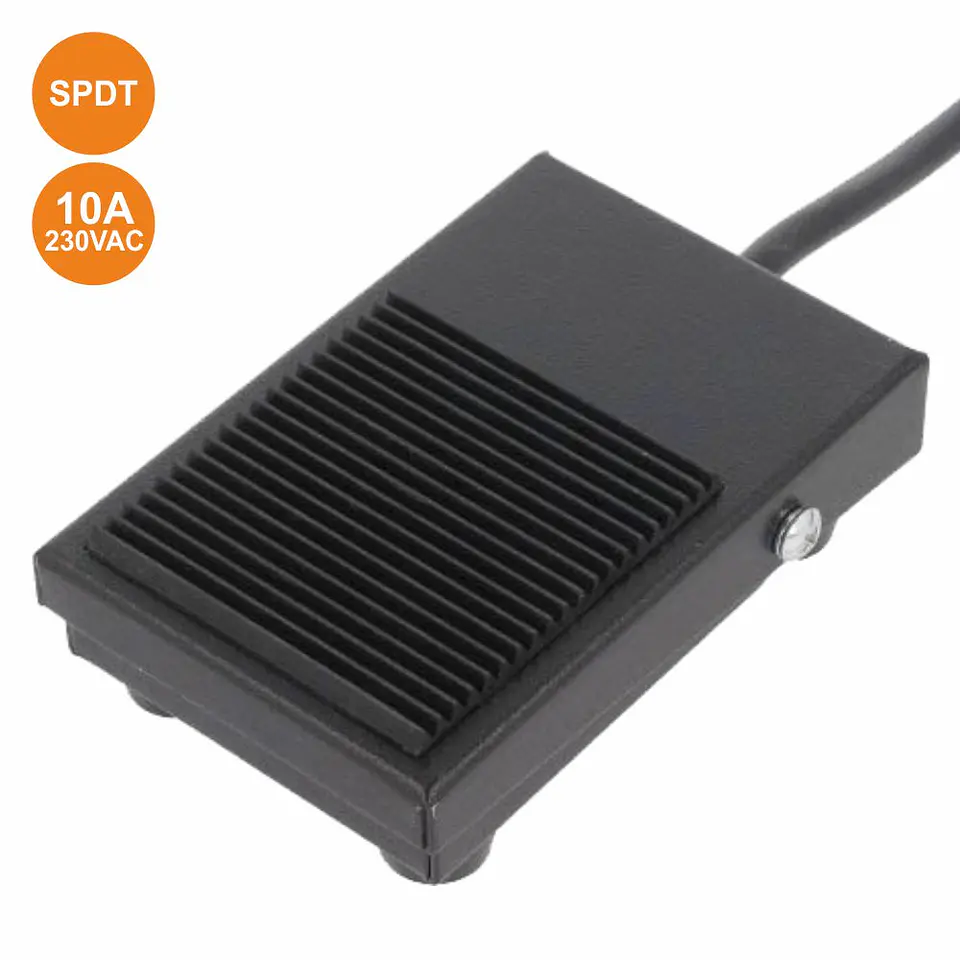 INTERRUPTOR DE PÉ 10A 250V SPDT IP50 PRETO 1