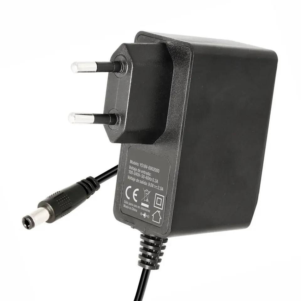 ALIMENTADOR SWITCHING 9V 2A 1