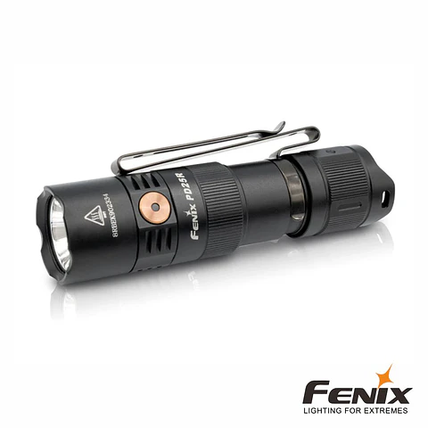 Lanterna 800lm IP68 FENIX