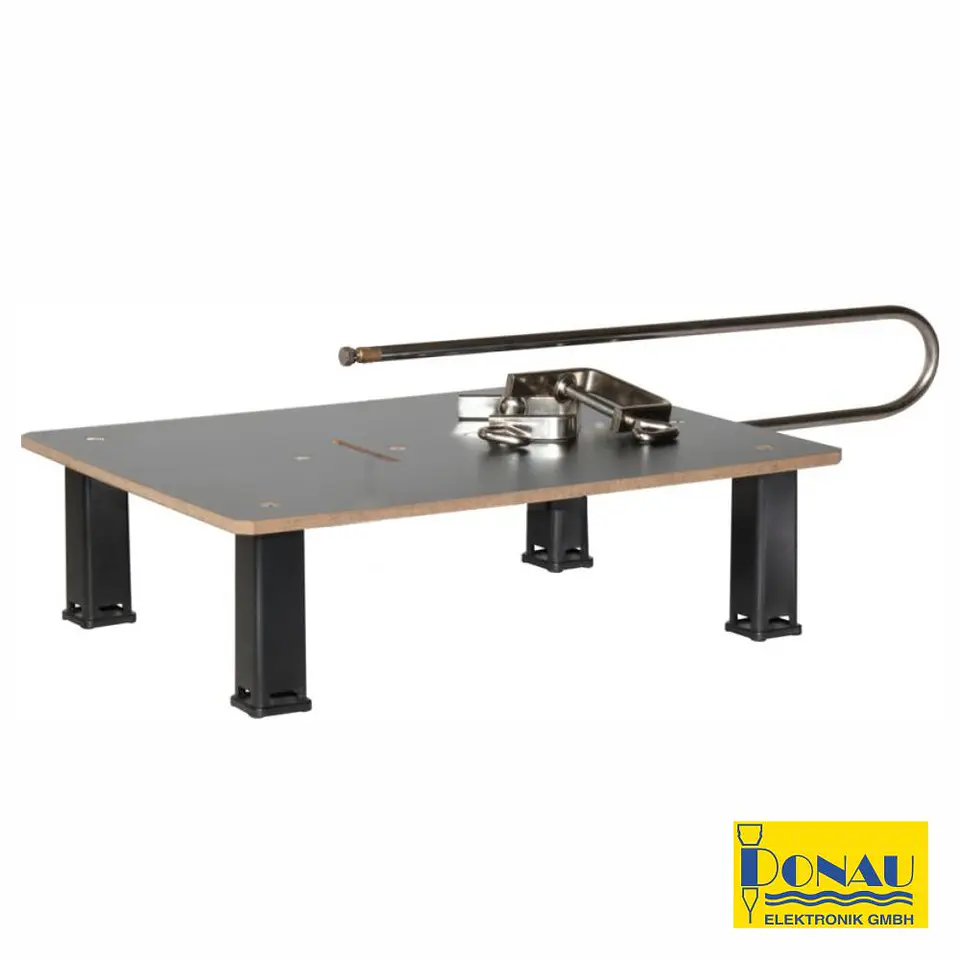 SERRA TICO-TICO 15-18V 40-80W 3 LÂMINAS GRAMPO E MESA DONAU 1