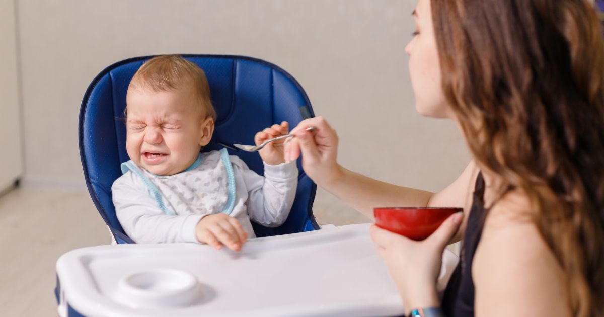 ¿Por qué mi bebé no quiere comer? Causas más comunes y cómo solucionarlo