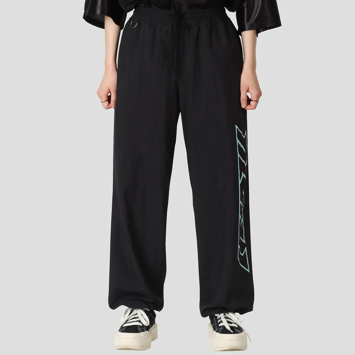 STRING PANTS - SHINee WORLD Ⅵ [PERFECT ILLUMINATION : SHINee’S BACK] MD 7