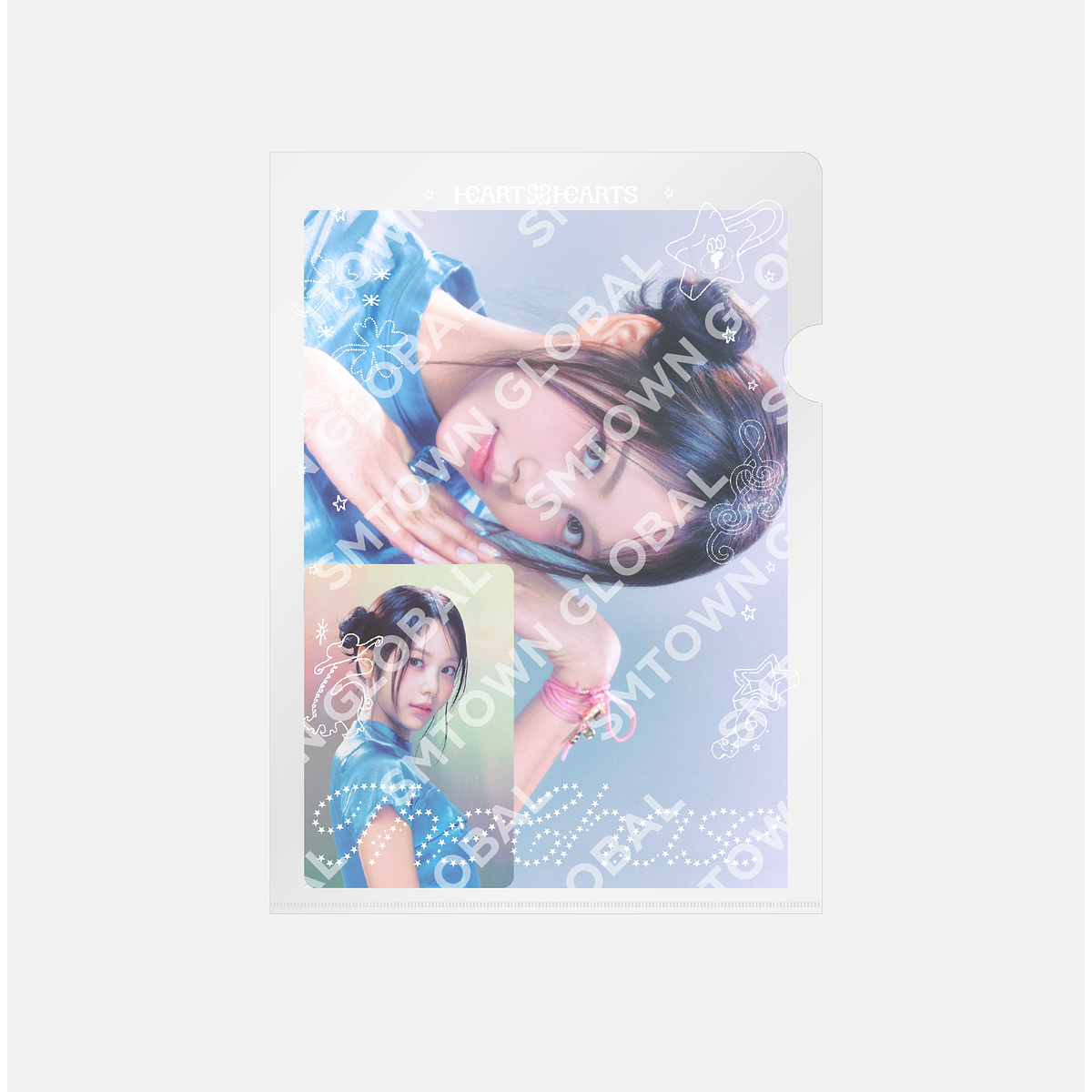 POSTCARD + HOLOGRAM PHOTO CARD SET - Hearts2Hearts - The 1st Single 'The Chase' 1