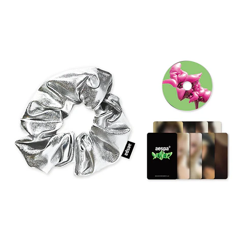 The 3rd Mini Album 'MY WORLD' (Scrunchie Box Set)