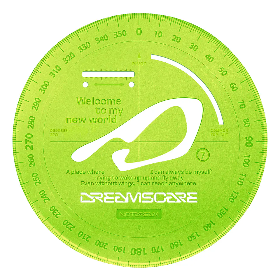 The 4th Album 'DREAMSCAPE' (SMini Ver.) 1