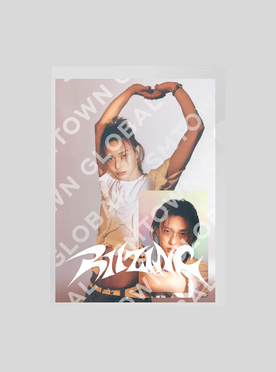 POSTCARD + HOLOGRAM PHOTO CARD SET - RIIZE 'RIIZING - The 1st Mini Album' MD 1