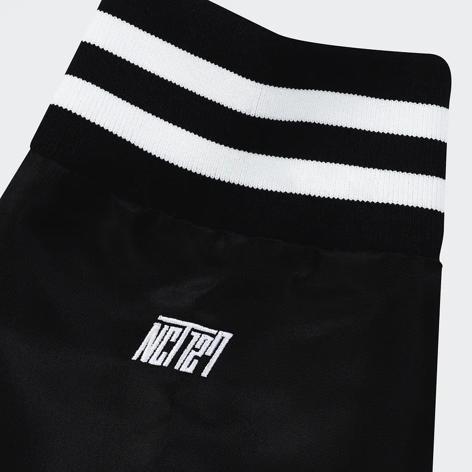 PULLOVER SET [NCT 127 ver.] (L) - NCT 127 4TH TOUR 'NEO CITY SEOUL - THE MOMENTUM' MD 5