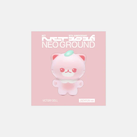 🏷️[PREVENTA] VICTORY DOLL - NCT 10TH ANNIVERSARY [NCT 2026] POP-UP : NEO GROUND MD