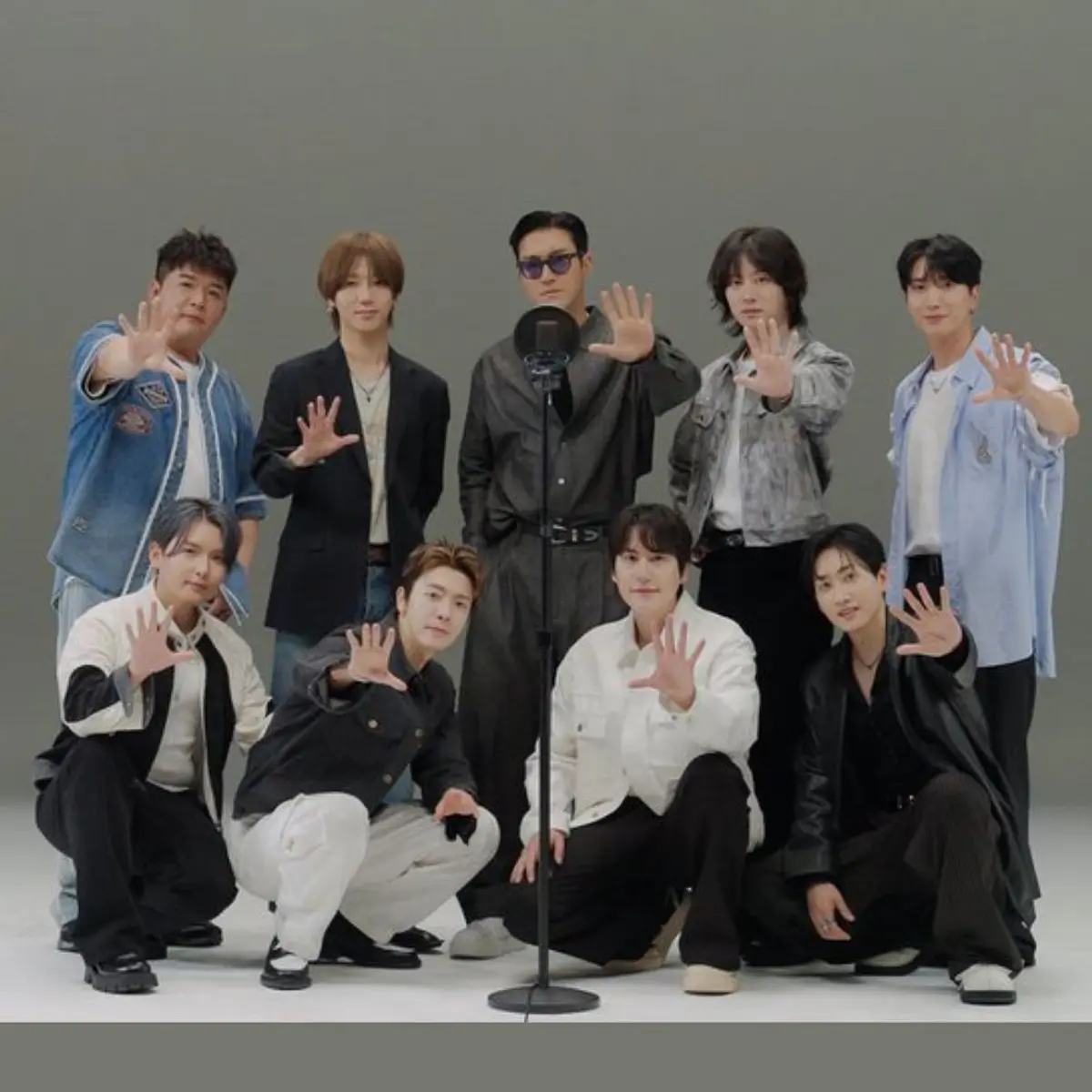 SUPER JUNIOR
