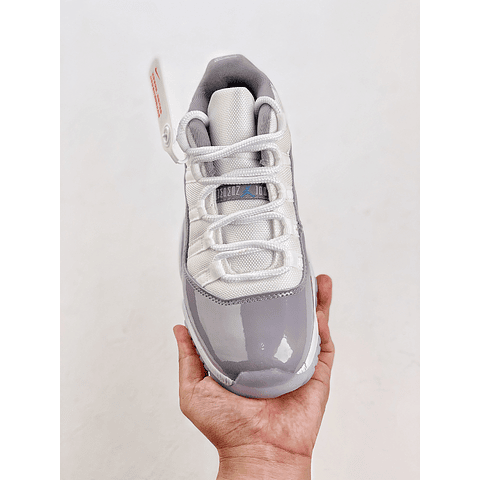 Jordan 11 retro low cement grey