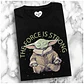 POLERA THE FORCE IS STRONG MANDALORIAN - Miniatura 2