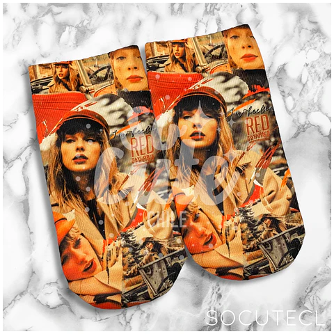 SOCKS TAYLOR SWIFT RED