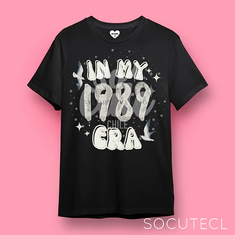 POLERA TAYLOR SWIFT IN MY 1989 TV ERA LETRAS BEIGE