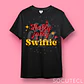 POLERA HOLLY JOLLY SWIFTIE TAYLOR SWIFT - thumbnail 2