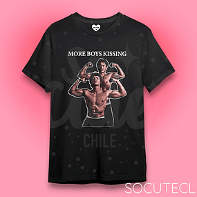POLERA MORE BOYS KISSING